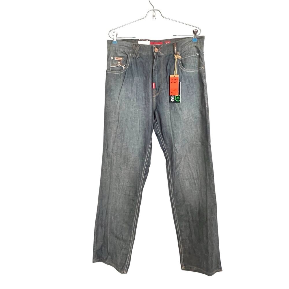 LR Geans By LRG Jeans Men Size 32 x 32 Trumpington New with Tags Crest Pocket